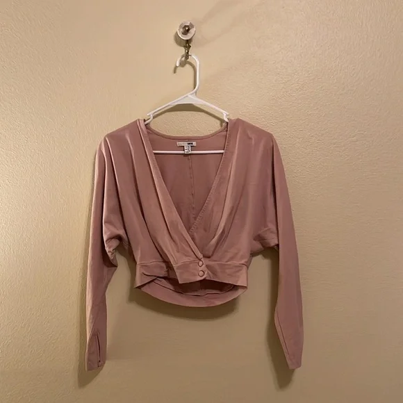 🩰 AMUSE SOCIETY 🩰 Pink Balletcore long sleeve top - Picture 2 of 4